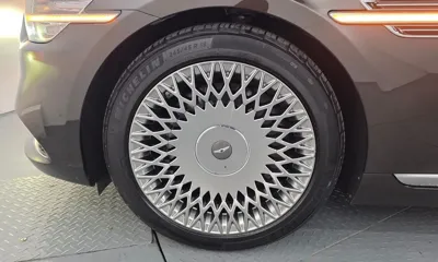 Genesis G90 2019, 125069 км, за 19242.01 USD