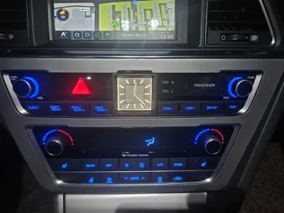 Hyundai Sonata 2015, 129519 км, за 5363.06 USD - фото 18
