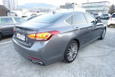 Hyundai Genesis 2016, 181256 км, за 6937.56 USD - фото 6