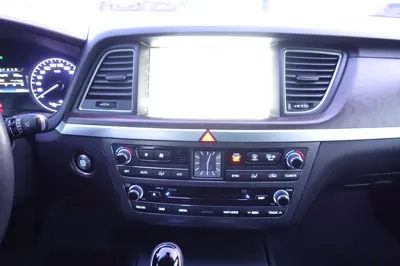 Hyundai Genesis 2016, 181256 км, за 6937.56 USD - фото 10
