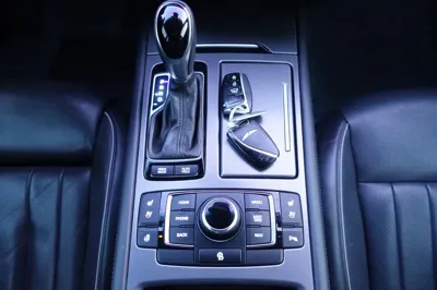 Hyundai Genesis 2016, 181256 км, за 6937.56 USD - фото 11