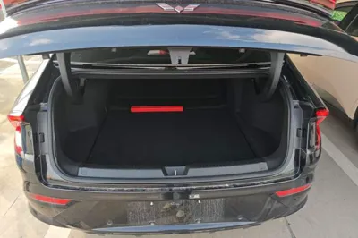 Wuling Xingguang 2025, 8100 км, за 15257 USD - фото 27