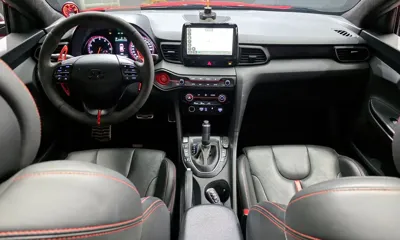 Hyundai Veloster 2020, 114935 км, за 6276.84 USD - фото 7
