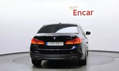 BMW 5-Series 2018, 131780 км, за 14476.48 USD