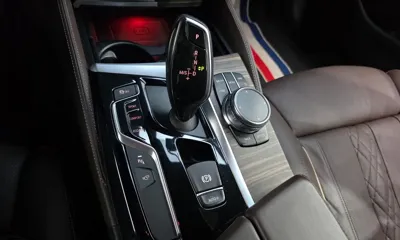 BMW 5-Series 2018, 131780 км, за 14375.74 USD - фото 9