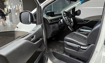 Hyundai Staria 2022, 58229 км, за 15471.62 USD - фото 10