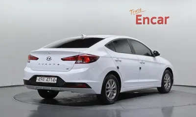 Hyundai Avante 2019, 60501 км, за 8403.91 USD