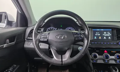 Hyundai Avante 2019, 60501 км, за 8391.89 USD - фото 15