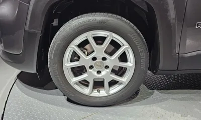 Jeep Renegade 2021, 25980 км, за 10838.15 USD