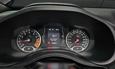 Jeep Renegade 2021, 25980 км, за 10838.15 USD - фото 8