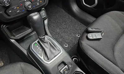 Jeep Renegade 2021, 25980 км, за 10838.15 USD - фото 9