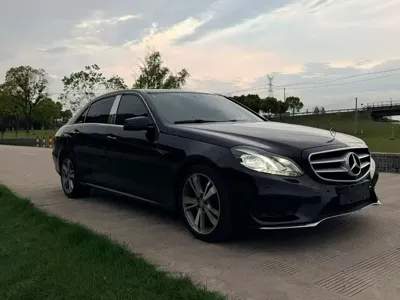 Mercedes-Benz E-Class 2016, 159000 км, за 10845.6 USD