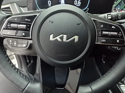 Kia Seltos 2023, 37106 км, за 15203.61 USD - фото 12