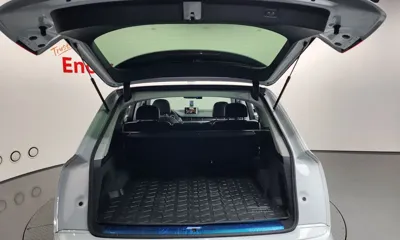 Audi Q7 2019, 33237 км, за 65636.08 USD - фото 20