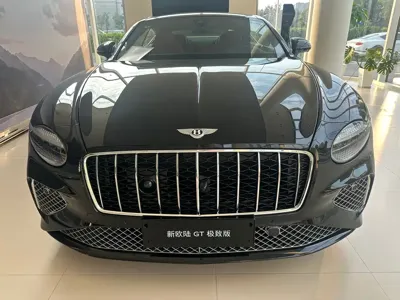 Bentley Continental PHEV 0, 100 км, за 587285.38 USD