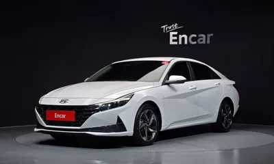 Hyundai Avante · 2023 год