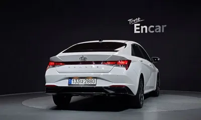 Hyundai Avante 2023, 43330 км, за 12833.88 USD
