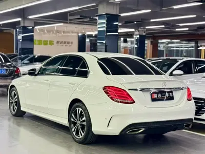 Mercedes-Benz C-Class 2018, 60000 км, за 14684.82 USD - фото 7