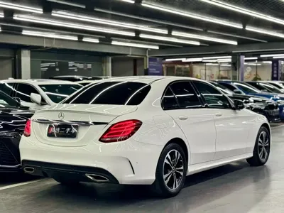 Mercedes-Benz C-Class 2018, 60000 км, за 14684.82 USD - фото 9