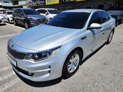 Kia K5 · 2016 год