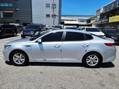 Kia K5 2016, 177401 км, за 3275.57 USD