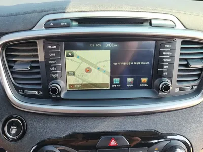Kia Sorento 2015, 140781 км, за 65636.08 USD - фото 13