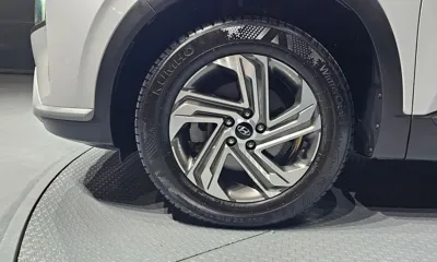Hyundai Santafe 2022, 11772 км, за 17516.44 USD