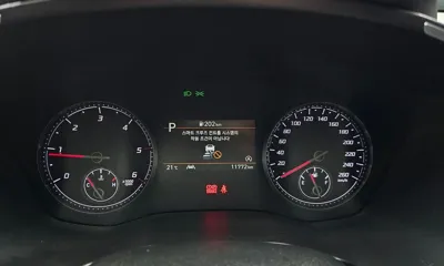 Hyundai Santafe 2022, 11772 км, за 17516.44 USD - фото 8