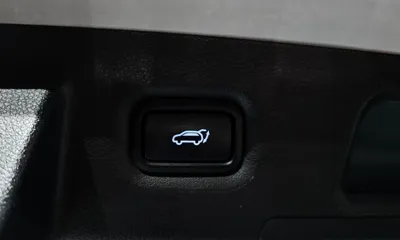 Hyundai Santafe 2022, 11772 км, за 17516.44 USD - фото 20
