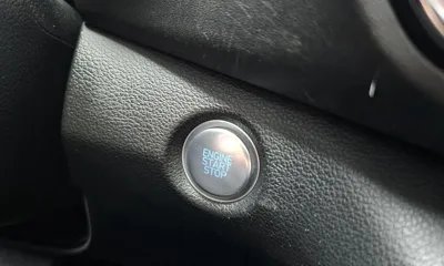 Hyundai Santafe 2022, 11772 км, за 17516.44 USD - фото 27