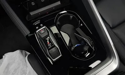 Audi Q5 2025, 30 км, за 55374.62 USD - фото 9