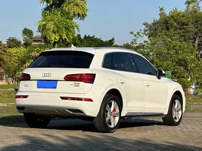 Audi Q5L 2019, 80000 км, за 17362.82 USD