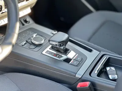 Audi Q5L 2019, 80000 км, за 17362.82 USD - фото 8