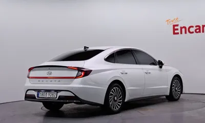 Hyundai Sonata 2021, 90262 км, за 11553.11 USD