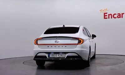 Hyundai Sonata 2021, 90262 км, за 11553.11 USD