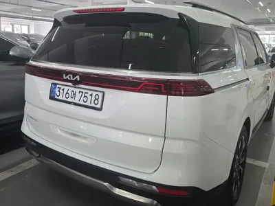 Kia Canival 2023, 126907 км, за 15426.02 USD