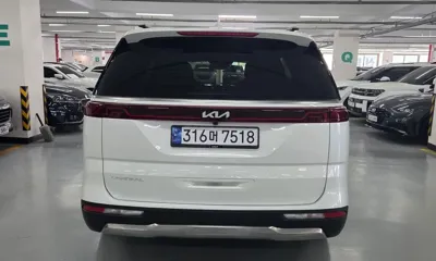 Kia Canival 2023, 126907 км, за 15426.02 USD