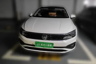 Volkswagen Lamando 2019, 118800 км, за 7788 USD