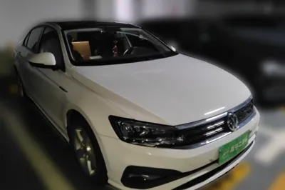 Volkswagen Lamando 2019, 118800 км, за 7788 USD