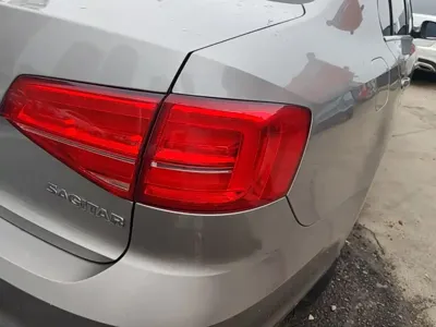 Volkswagen Sagitar 2016, 120100 км, за 4577.87 USD - фото 8