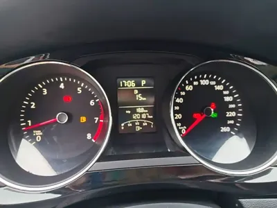 Volkswagen Sagitar 2016, 120100 км, за 4577.87 USD - фото 12