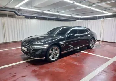Genesis G90 2022, 75657 км, за 8270.97 USD