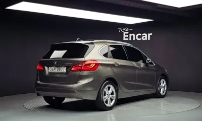 BMW 2-Series 2015, 156736 км, за 4089.86 USD
