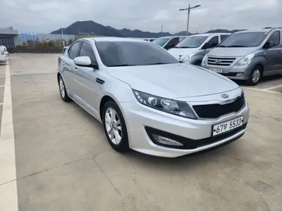 Kia K5 2011, 156251 км, за 2653.21 USD