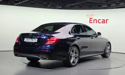 Mercedes-Benz E-Class 2019, 52797 км, за 17854.8 USD