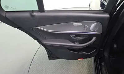 Mercedes-Benz E-Class 2019, 52797 км, за 17854.8 USD - фото 25