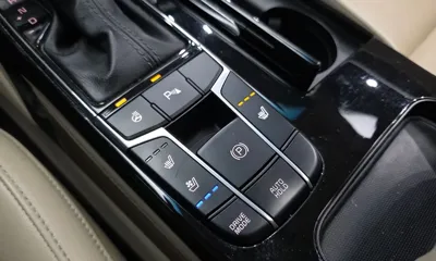 Kia K7 2016, 207741 км, за 5007.49 USD - фото 17