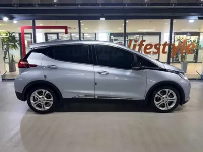 ChevroletGMDaewoo Bolt EV 2018, 110050 км, за 9649.47 USD