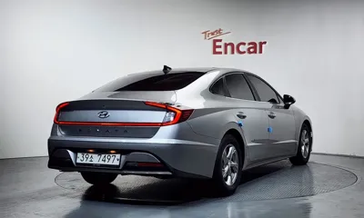 Hyundai Sonata 2020, 99243 км, за 12465.54 USD