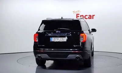 Ford Explorer 2021, 35309 км, за 19377.29 USD
